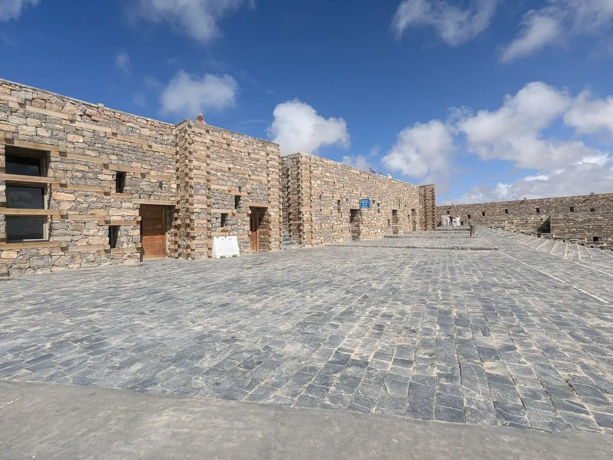 Steinbauten innerhalb der Kasbah Agadir Oufella